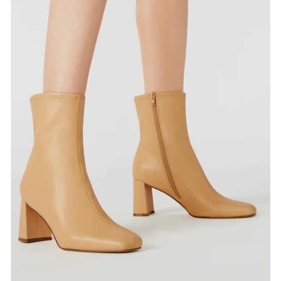 Steve Madden Hush Butter Boot - Picture 4 of 7